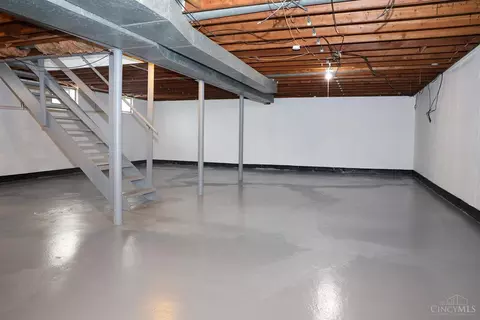 8532 Sunlight, Cincinnati, OH 45231 photo 30