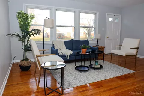 8532 Sunlight, Cincinnati, OH 45231 photo 4