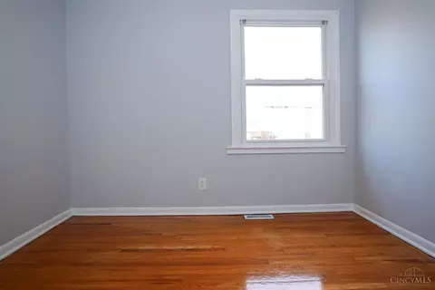 8532 Sunlight, Cincinnati, OH 45231 photo 25