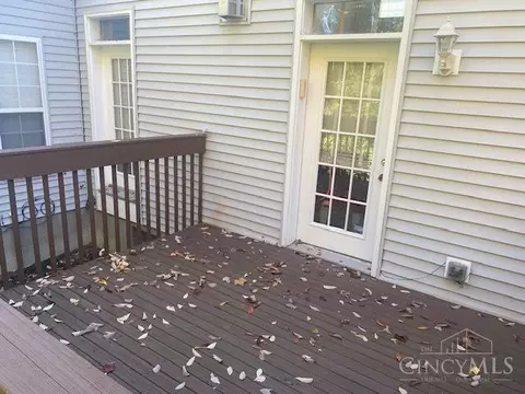 Exterior - 7644 Lake Pointe, Hamilton Township, OH 45039 photo 3 of 4