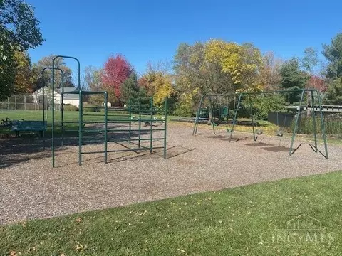 View/Area - 7644 Lake Pointe, Hamilton Township, OH 45039 photo 2 of 2