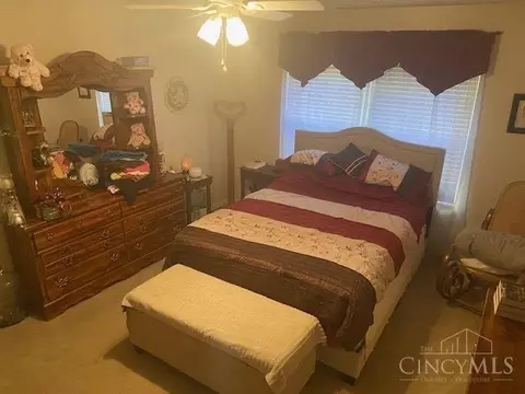 Bedroom - 7644 Lake Pointe, Hamilton Township, OH 45039 photo 2 of 5