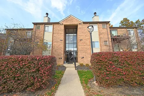 5981 Meadowcreek Dr #9, Milford, OH 45150