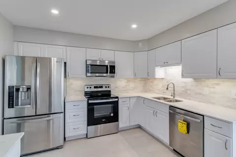 8684 Zenith, Cincinnati, OH 45231 photo 16