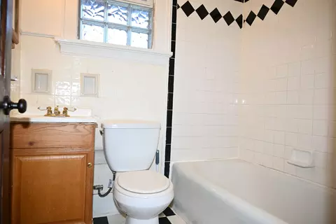 1269 Quebec, Cincinnati, OH 45205 photo 21