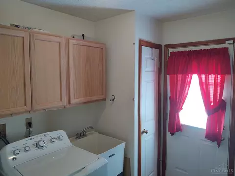 4831 Second Crk, Blanchester, OH 45107 photo 15
