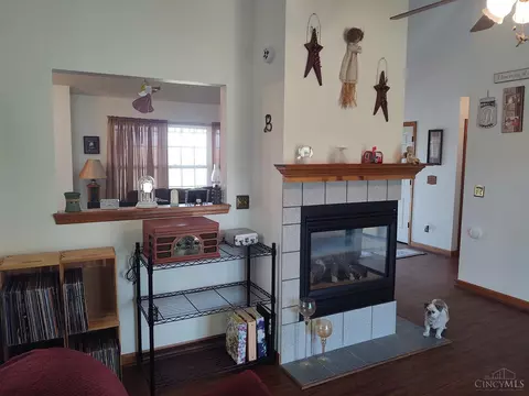 4831 Second Crk, Blanchester, OH 45107 photo 6