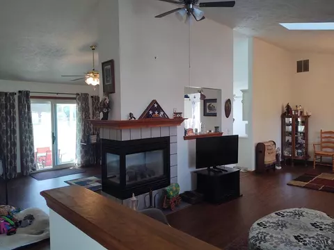 4831 Second Crk, Blanchester, OH 45107 photo 7