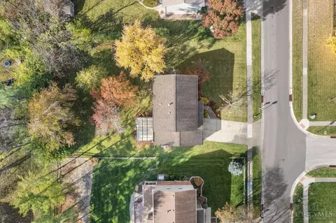 7863 Heatherglen, Cincinnati, OH 45255 photo 3