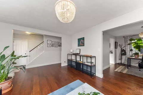 7863 Heatherglen, Cincinnati, OH 45255 photo 12