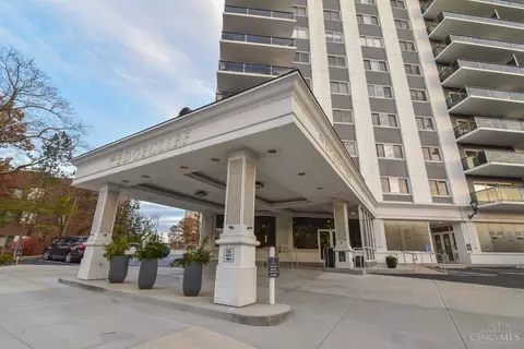 2200 Victory Pkwy #2008, Cincinnati, OH 45206
