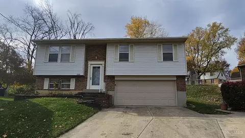 2205 Fayhill, Cincinnati, OH 45238
