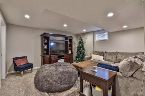 291 Cherry Laurel Ct, Hamilton Township, OH 45039 photo 19