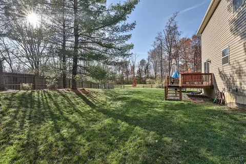 291 Cherry Laurel Ct, Hamilton Township, OH 45039 photo 26