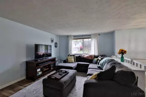 2916 Maple Tree Ct, Reading, OH 45236 photo 6