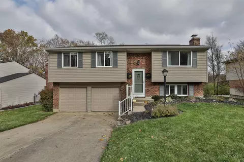 2916 Maple Tree Ct, Reading, OH 45236