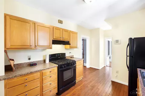 4554 Clearview Ave, Cincinnati, OH 45205 photo 12