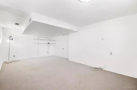 4554 Clearview Ave, Cincinnati, OH 45205 photo 25