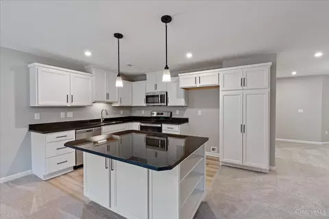 683 Tradition Rdg, Cincinnati, OH 45245 photo 6