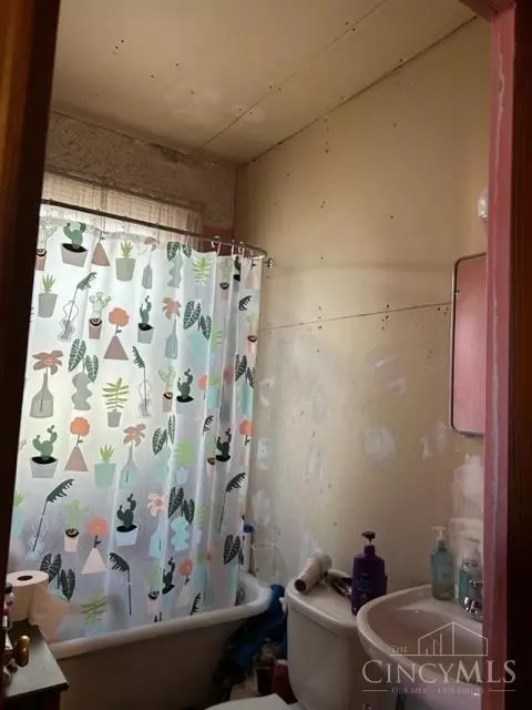 1133 Mcpherson, Cincinnati, OH 45205 photo 5
