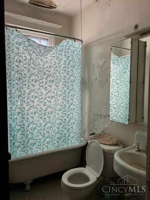 1133 Mcpherson, Cincinnati, OH 45205 photo 8