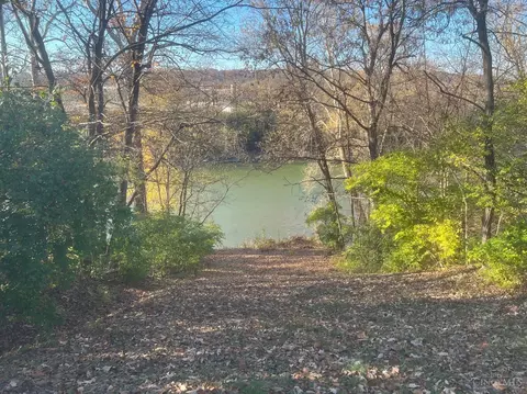 5871 Miami River Rd, Cleves, OH 45002