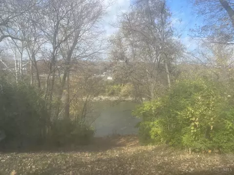 5871 Miami River Rd, Cleves, OH 45002 photo 2