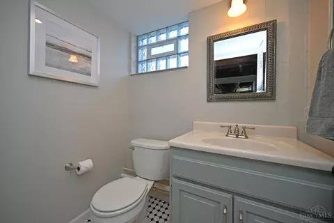 3978 Davis Ave, Cheviot, OH 45211 photo 32