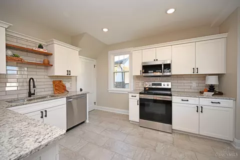 3978 Davis Ave, Cheviot, OH 45211 photo 17