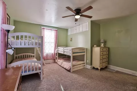 3755 Darwin, Cheviot, OH 45211 photo 34