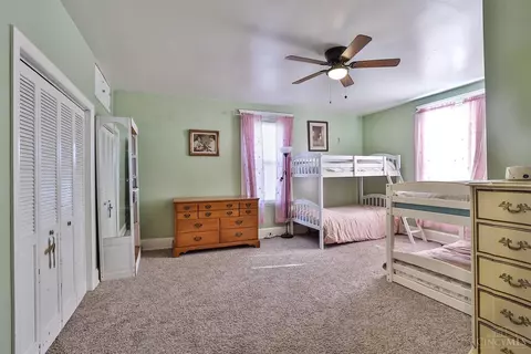 3755 Darwin, Cheviot, OH 45211 photo 19