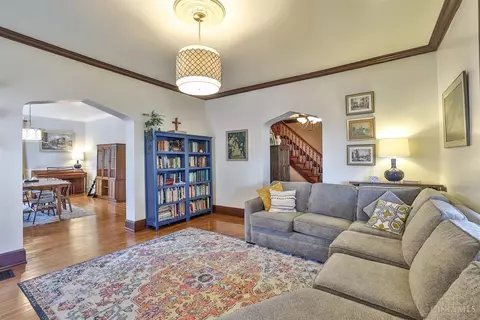3755 Darwin, Cheviot, OH 45211 photo 7