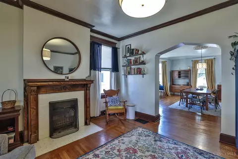 3755 Darwin, Cheviot, OH 45211 photo 25
