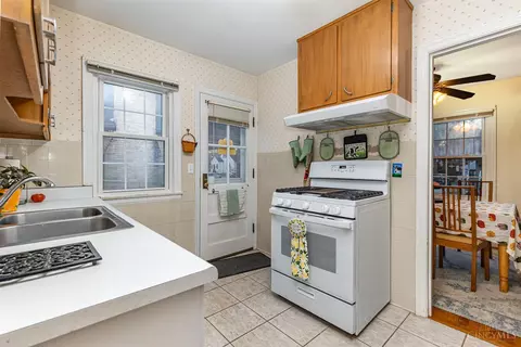 1436 Dyer, Cincinnati, OH 45230 photo 9