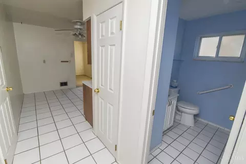 Bath - 1549 Pinebluff, Cincinnati, OH 45255 photo 2 of 3