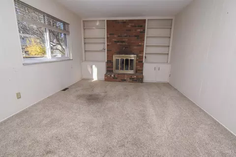 Living - 1549 Pinebluff, Cincinnati, OH 45255 photo 5 of 7