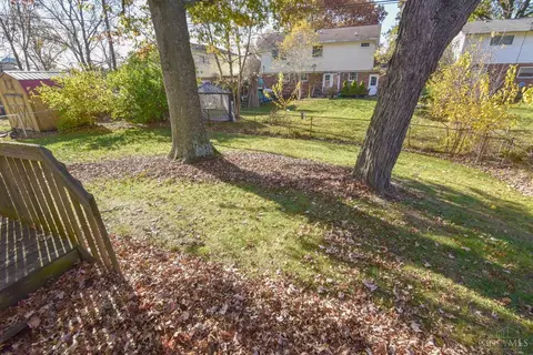 Exterior - 1549 Pinebluff, Cincinnati, OH 45255 photo 5 of 8