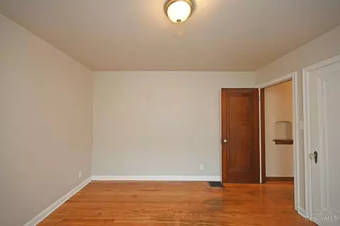 6652 Plainfield Rd, Silverton, OH 45236 photo 20