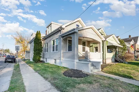 24 66th St, Cincinnati, OH 45216