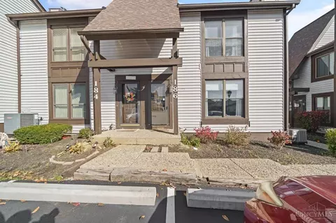 186 Stillmeadow Dr, Cincinnati, OH 45245
