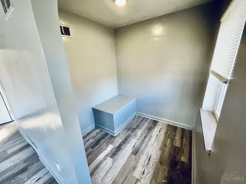 1639 Section, Cincinnati, OH 45237 photo 9