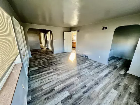 1639 Section, Cincinnati, OH 45237 photo 3