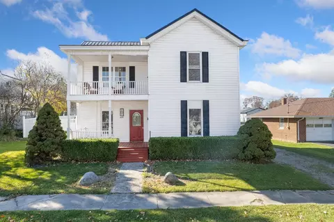 305 Broadway, Blanchester, OH 45107