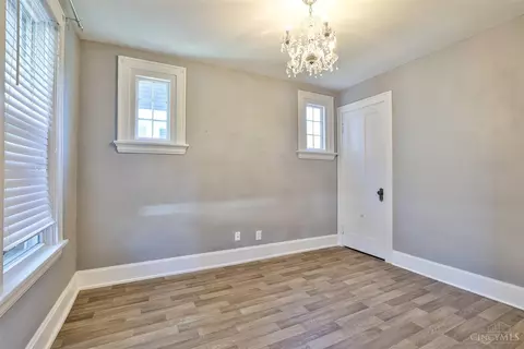 2927 Mignon, Cincinnati, OH 45211 photo 18