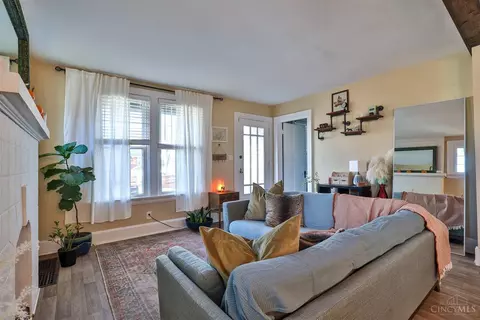 2927 Mignon, Cincinnati, OH 45211 photo 4