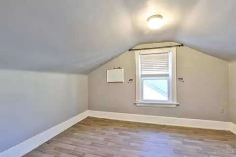 2927 Mignon, Cincinnati, OH 45211 photo 20