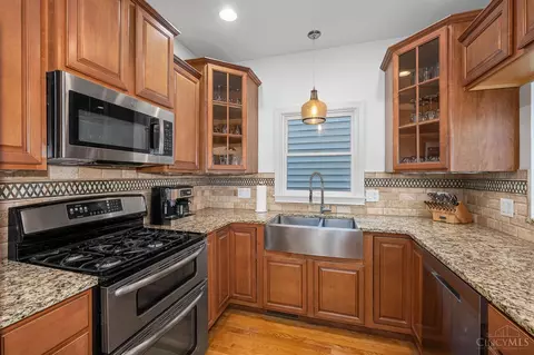 486 Stanley Ave, Cincinnati, OH 45226 photo 5