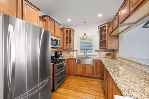 486 Stanley Ave, Cincinnati, OH 45226 photo 4