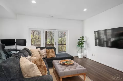 486 Stanley Ave, Cincinnati, OH 45226 photo 35