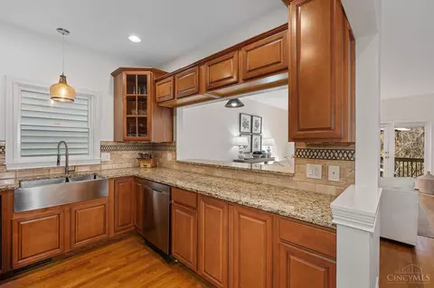 486 Stanley Ave, Cincinnati, OH 45226 photo 7